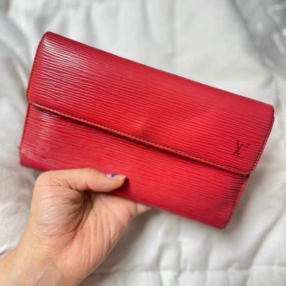 LV Red Epi Long Wallet - Picture 9 of 14